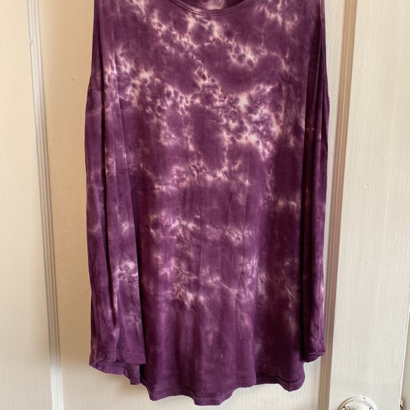 American Eagle Tie Dye Tank Top - Picture 3 of 5